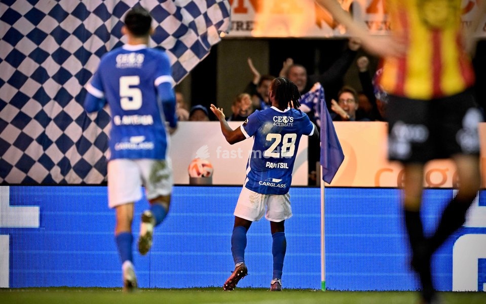 Loading...