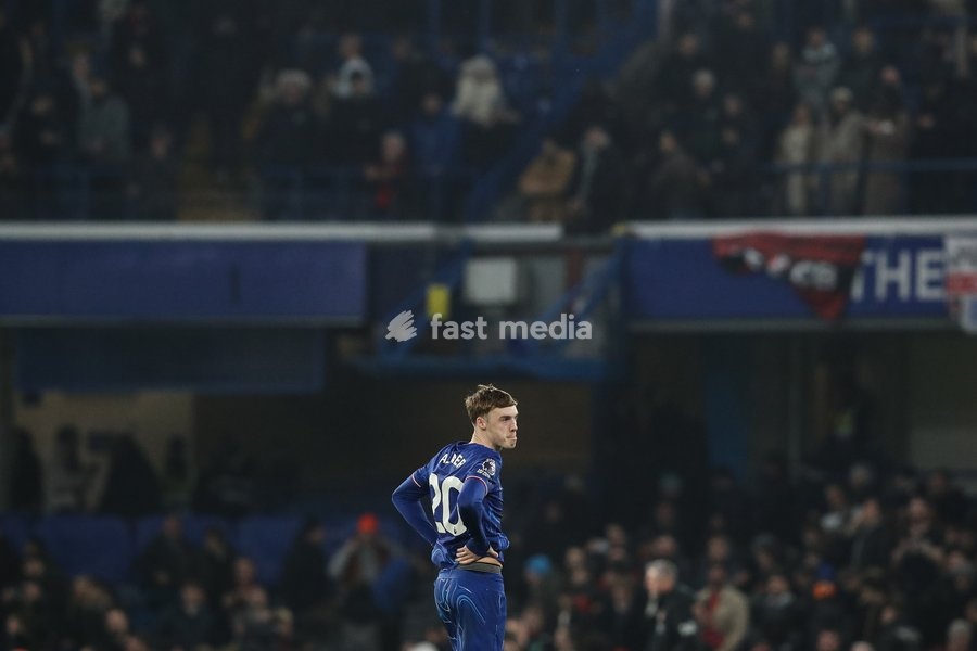 Loading...